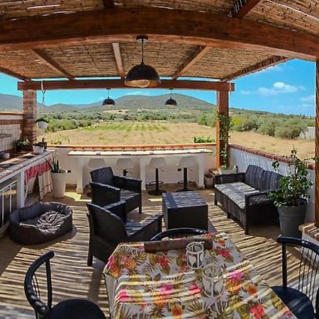 Bed and Breakfast Mari & Monti Giba Exterior foto